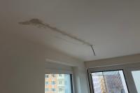 Pak uchytíme kabel do sádry
