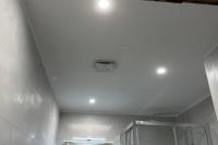 Osazení světel a ventilátoru v koupelně